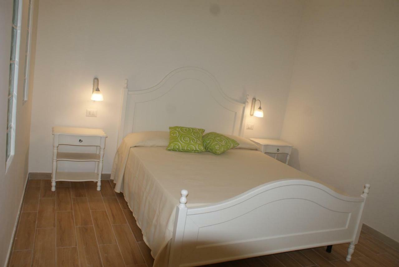 A Casa Di Nene Bed & Breakfast ปาลีนูโร ภายนอก รูปภาพ